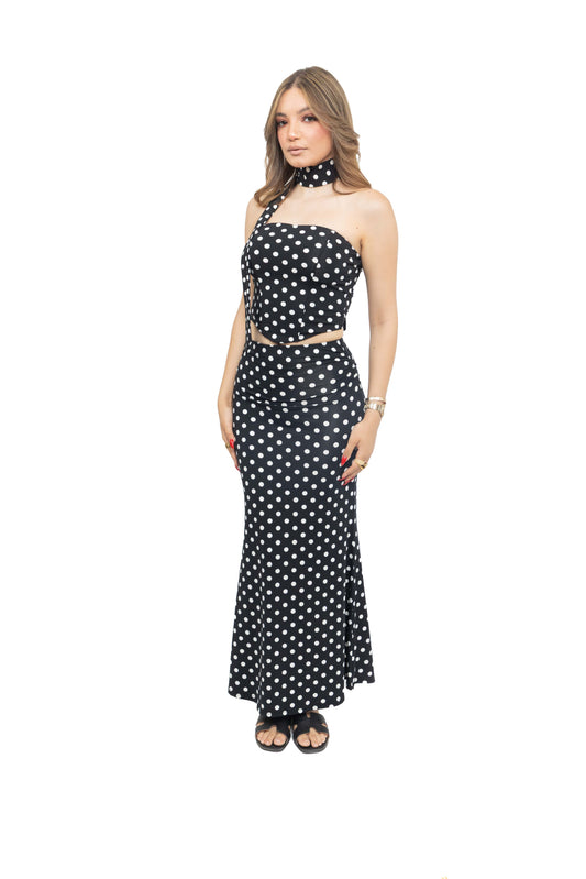 Ensemble à pois avec tour de cou