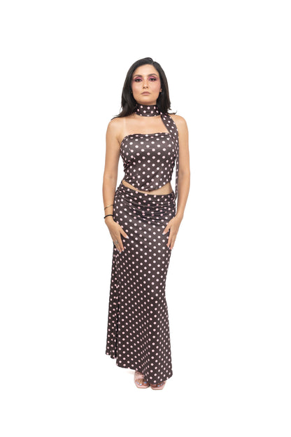 Ensemble à pois avec tour de cou