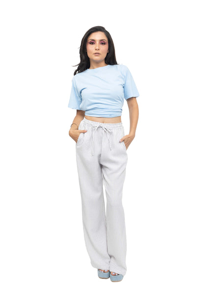 Pantalon fluide à rayures fines
