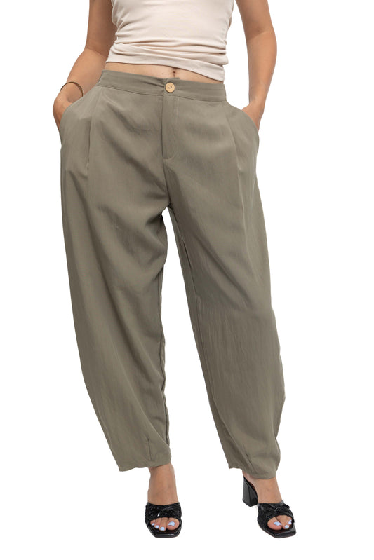 Pantalon effect lin à bouton bois