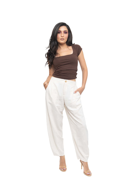 Pantalon effect lin à bouton bois