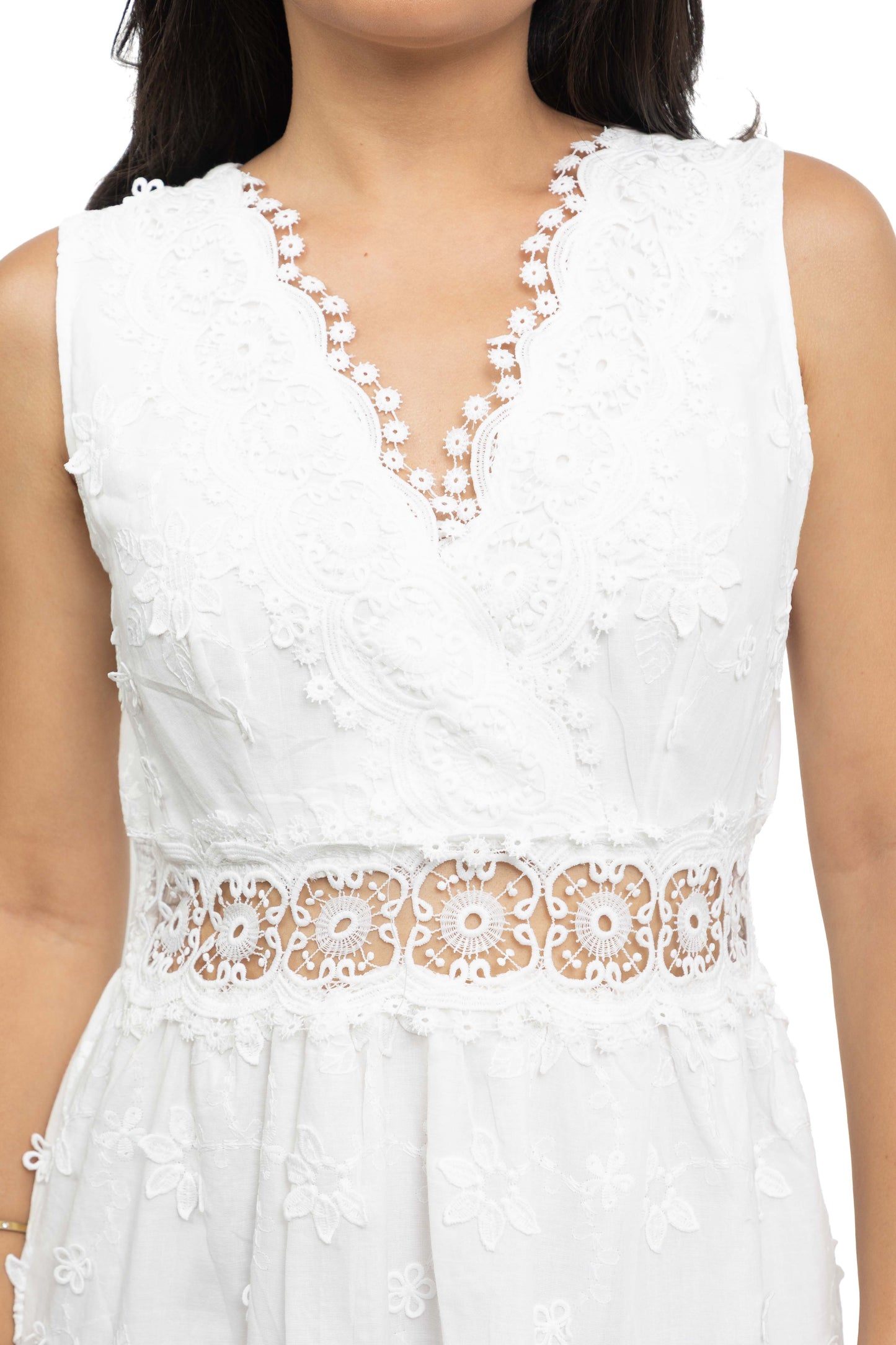 Robe longue en dentelle