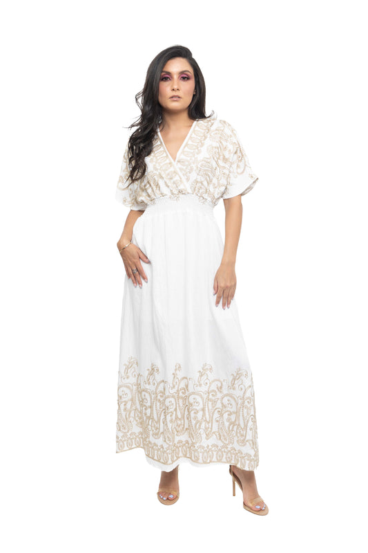 Robe longue à broderies arabesques
