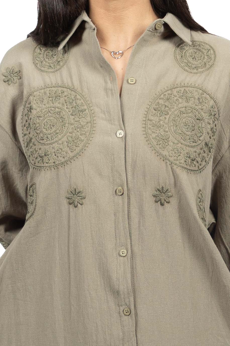 Robe-chemise fluide à rosaces
